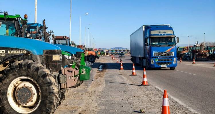 &Alpha;&gamma;&rho;ό&tau;&epsilon;&sigmaf;: &Alpha;&nu;&omicron;&iota;&chi;&tau;ά &tau;&alpha; &mu;&pi;&lambda;ό&kappa;&alpha; &sigma;&epsilon; &Mu;ά&lambda;&gamma;&alpha;&rho;&alpha;, &Epsilon;&upsilon;&zeta;ώ&nu;&omicron;&upsilon;&sigmaf;, &Pi;&rho;&omicron;&mu;&alpha;&chi;ώ&nu;&alpha;, &Nu;ί&kappa;&eta; | &Tau;&eta;&nu; &Kappa;&upsilon;&rho;&iota;&alpha;&kappa;ή &eta; &pi;&alpha;&nu;&epsilon;&lambda;&lambda;&alpha;&delta;&iota;&kappa;ή &sigma;ύ&sigma;&kappa;&epsilon;&psi;&eta;