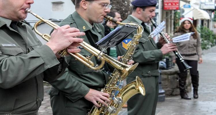 Εορταστικές εκδηλώσεις στο κλίμα των ημερών και από τη Στρατιωτική Διοίκηση Λήμνου