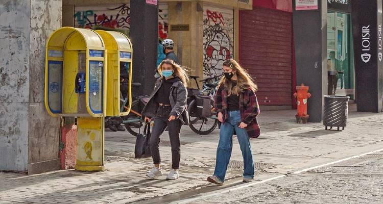 Κορωνοϊός: Στα 3.445 τα νέα κρούσματα - 749 οι διασωληνωμένοι, 75 θάνατοι