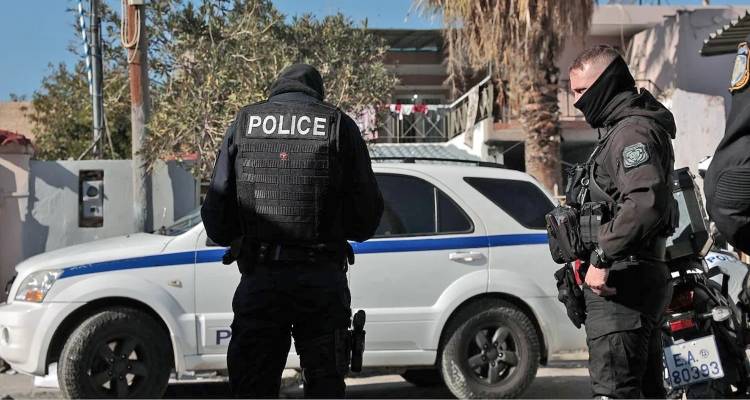 &Beta;&rho;έ&theta;&eta;&kappa;&alpha;&nu; ό&pi;&lambda;&alpha; &sigma;&tau;&alpha; &Kappa;&alpha;&lambda;ύ&beta;&iota;&alpha;: &Omicron; &sigma;&upsilon;&lambda;&lambda;&eta;&phi;&theta;&epsilon;ί&sigmaf; έ&chi;&epsilon;&iota; &kappa;&alpha;&tau;&alpha;&delta;&iota;&kappa;&alpha;&sigma;&tau;&epsilon;ί &gamma;&iota;&alpha; &beta;&iota;&alpha;&sigma;&mu;ό &kappa;&alpha;&iota; &phi;ό&nu;&omicron; -&Epsilon;&kappa;&tau;&iota;&mu;&omicron;ύ&nu; ό&tau;&iota; &theta;&alpha; &epsilon;&kappa;&tau;&epsilon;&lambda;&omicron;ύ&sigma;&epsilon; &sigma;&upsilon;&mu;&beta;ό&lambda;&alpha;&iota;&omicron; &theta;&alpha;&nu;ά&tau;&omicron;&upsilon;