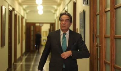 «Μπλόκο» στην τροπολογία Σηφουνάκη για το σπάσιμο των μεγάλων νησιωτικών δήμων