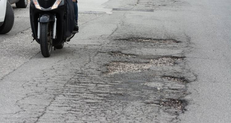&Alpha;&pi;&omicron;&zeta;&eta;&mu;ί&omega;&sigma;&eta; 13.400 &epsilon;&upsilon;&rho;ώ &sigma;&epsilon; &omicron;&delta;&eta;&gamma;ό &gamma;&iota;&alpha; &lambda;&alpha;&kappa;&kappa;&omicron;ύ&beta;&alpha; -&Pi;&omicron;&iota;&omicron;&sigmaf; &delta;ή&mu;&omicron;&sigmaf; &kappa;&alpha;&lambda;&epsilon;ί&tau;&alpha;&iota; &nu;&alpha; &pi;&lambda;&eta;&rho;ώ&sigma;&epsilon;&iota;