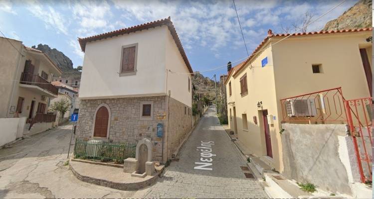 Προσωρινή διακοπή κυκλοφορίας στην Οδό Νεφέλης στη Μύρινα για εργασίες σκυροδέτησης