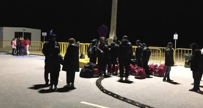 &Lambda;ή&mu;&nu;&omicron;&sigmaf; &ndash; &chi;&alpha;&rho;ά&mu;&alpha;&tau;&alpha;: &Kappa;&lambda;&epsilon;&iota;&delta;&omega;&mu;έ&nu;&eta; &eta; &alpha;ί&theta;&omicron;&upsilon;&sigma;&alpha; &alpha;&nu;&alpha;&mu;&omicron;&nu;ή&sigmaf; &tau;&omicron;&upsilon; &lambda;&iota;&mu;&alpha;&nu;&iota;&omicron;ύ