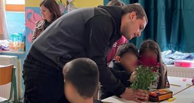 Μούδρος | Μαθητές του ΕΠΑΛ δίδαξαν αγάπη για τα φυτά στους μικρούς της Β΄ Δημοτικού