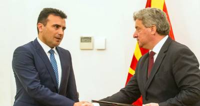 &Pi;&lambda;&eta;&sigma;&iota;ά&zeta;&epsilon;&iota; &eta; ώ&rho;&alpha; &tau;&omicron;&upsilon; &delta;&eta;&mu;&omicron;&psi;&eta;&phi;ί&sigma;&mu;&alpha;&tau;&omicron;&sigmaf; &sigma;&tau;&alpha; &Sigma;&kappa;ό&pi;&iota;&alpha;: Ό&lambda;&alpha; &theta;&alpha; &kappa;&rho;&iota;&theta;&omicron;ύ&nu; &alpha;&pi;ό &tau;&eta; &sigma;&upsilon;&mu;&mu;&epsilon;&tau;&omicron;&chi;ή