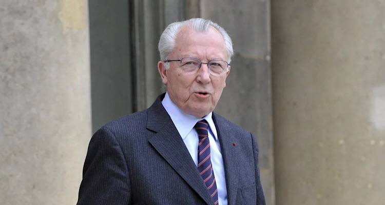 &Pi;έ&theta;&alpha;&nu;&epsilon; &omicron; &Zeta;&alpha;&kappa; &Nu;&tau;&epsilon;&lambda;ό&rho;