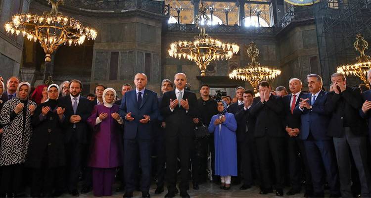 Ο Ερντογάν κάνει τζαμί την Αγιά Σοφιά | Υπέγραψε το διάταγμα