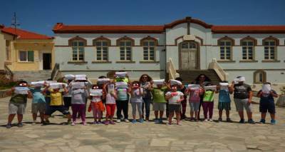 &Tau;&alpha; &pi;&alpha;&iota;&delta;&iota;ά &tau;&omicron;&upsilon; &Delta;&eta;&mu;&omicron;&tau;&iota;&kappa;&omicron;ύ &Sigma;&chi;&omicron;&lambda;&epsilon;ί&omicron;&upsilon; &Kappa;&omicron;&nu;&tau;&omicron;&pi;&omicron;&upsilon;&lambda;ί&omicron;&upsilon; &epsilon;ί&pi;&alpha;&nu; "&Kappa;ά&pi;&nu;&iota;&sigma;&mu;&alpha;; ό&chi;&iota; &epsilon;&mu;&epsilon;ί&sigmaf;!" (photos)