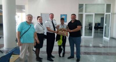Έφτασαν Λήμνο οι πρώτοι Βρετανοί τουρίστες (photos)