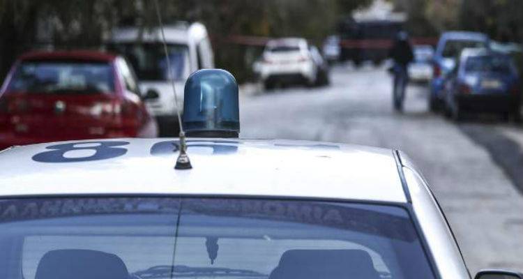 &Sigma;&omicron;&kappa;ά&rho;&epsilon;&iota; &eta; &alpha;&pi;&omicron;&lambda;&omicron;&gamma;ί&alpha; &tau;&omicron;&upsilon; ά&sigma;&tau;&epsilon;&gamma;&omicron;&upsilon; &pi;&omicron;&upsilon; &delta;&omicron;&lambda;&omicron;&phi;ό&nu;&eta;&sigma;&epsilon; ά&sigma;&tau;&epsilon;&gamma;&omicron; &sigma;&tau;&omicron; &Alpha;.&Delta;&eta;&mu;ή&tau;&rho;&iota;&omicron; | &laquo;&Mu;&epsilon; έ&lambda;&epsilon;&gamma;&epsilon; &zeta;&eta;&tau;&iota;ά&nu;&omicron; &kappa;&alpha;&iota; &tau;&omicron;&nu; έ&pi;&nu;&iota;&xi;&alpha;&raquo;
