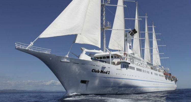 Το κρουαζιερόπλοιο CLUB MED II «έπιασε» Λήμνο