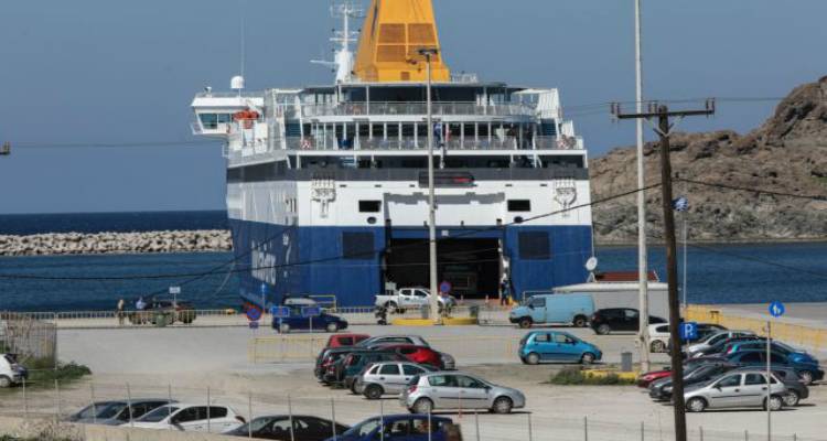 Λιμάνι Μύρινας: Κατακόρυφη πτώση στη μέχρι στιγμής επιβατική κίνηση του καλοκαιριού σε σύγκριση με πέρυσι