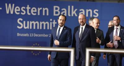 &Eta; &Sigma;ύ&nu;&omicron;&delta;&omicron;&sigmaf; &Epsilon;&Epsilon; - &Delta;&upsilon;&tau;&iota;&kappa;ώ&nu; &Beta;&alpha;&lambda;&kappa;&alpha;&nu;ί&omega;&nu; &zeta;&eta;&tau;ά &sigma;&epsilon;&beta;&alpha;&sigma;&mu;ό &sigma;&tau;&alpha; &delta;&iota;&kappa;&alpha;&iota;ώ&mu;&alpha;&tau;&alpha; &tau;&omega;&nu; &mu;&epsilon;&iota;&omicron;&nu;&omicron;&tau;ή&tau;&omega;&nu;