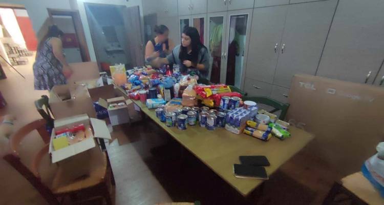 &Mu;&Epsilon;&Sigma; &laquo;Ά&gamma;&iota;&omicron;&sigmaf; &Delta;&eta;&mu;ή&tau;&rho;&iota;&omicron;&sigmaf;&raquo;: &Gamma;&epsilon;&gamma;&omicron;&nu;ό&sigmaf; &kappa;&alpha;&iota; &eta; &delta;&epsilon;ύ&tau;&epsilon;&rho;&eta; &alpha;&pi;&omicron;&sigma;&tau;&omicron;&lambda;ή &beta;&omicron;ή&theta;&epsilon;&iota;&alpha;&sigmaf; &sigma;&tau;&omicron;&upsilon;&sigmaf; &pi;&lambda;&eta;&gamma;έ&nu;&tau;&epsilon;&sigmaf; &tau;&omicron;&upsilon; &Theta;&epsilon;&sigma;&sigma;&alpha;&lambda;&iota;&kappa;&omicron;ύ &kappa;ά&mu;&pi;&omicron;&upsilon;