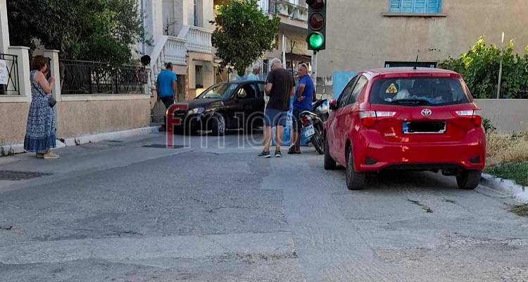 Λήμνος: Τροχαίο πριν λίγο στα φανάρια στο Τρίφωτο