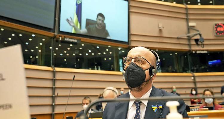 Ζελένσκι στο Ευρωκοινοβούλιο: «Χωρίς την ΕΕ η Ουκρανία θα είναι μόνη -Αποδείξτε ότι είστε μαζί μας!»