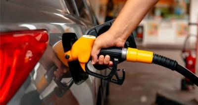 Fuel Pass: &Omicron;&iota; &delta;&iota;&kappa;&alpha;&iota;&omicron;ύ&chi;&omicron;&iota; &kappa;&alpha;&iota; &tau;&alpha; &pi;&omicron;&sigma;ά, &pi;ό&tau;&epsilon; &theta;&alpha; &gamma;ί&nu;&epsilon;&iota; &eta; &pi;&rho;ώ&tau;&eta; &pi;&lambda;&eta;&rho;&omega;&mu;ή -&Pi;ό&tau;&epsilon; &alpha;&nu;&omicron;ί&gamma;&epsilon;&iota; &eta; &pi;&lambda;&alpha;&tau;&phi;ό&rho;&mu;&alpha;