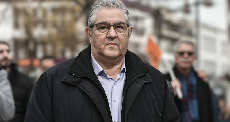 &Delta;&eta;&mu;ή&tau;&rho;&eta;&sigmaf; &Kappa;&omicron;&upsilon;&tau;&sigma;&omicron;ύ&mu;&pi;&alpha;&sigmaf;: &Theta;ύ&epsilon;&lambda;&lambda;&alpha; &alpha;&nu;&tau;&iota;&delta;&rho;ά&sigma;&epsilon;&omega;&nu; &gamma;&iota;&alpha; &tau;&omicron;&upsilon;&sigmaf; &laquo;sugar daddies&raquo; - &laquo;&Kappa;&alpha;&tau;&rho;&alpha;&kappa;ύ&lambda;&alpha; &sigma;&tau;&omicron;&nu; &sigma;&epsilon;&xi;&iota;&sigma;&mu;ό&raquo;