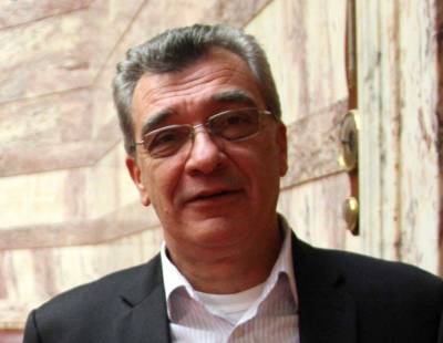 &Upsilon;&pi;&omicron;&psi;ή&phi;&iota;&omicron;&sigmaf; &Delta;ή&mu;&alpha;&rho;&chi;&omicron;&sigmaf; &Lambda;έ&sigma;&beta;&omicron;&upsilon; &omicron; &Sigma;&pi;ύ&rho;&omicron;&sigmaf; &Gamma;&alpha;&lambda;&eta;&nu;ό&sigmaf;