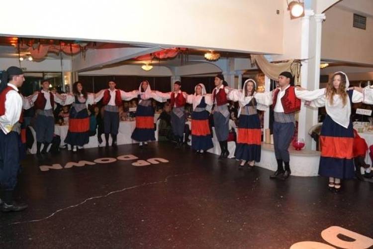 &Tau;&sigma;ά&iota; &laquo;&alpha;&gamma;ά&pi;&eta;&sigmaf;&raquo; &alpha;&pi;ό &tau;&omicron; &Sigma;ύ&lambda;&lambda;&omicron;&gamma;&omicron; &Nu;&epsilon;&phi;&rho;&omicron;&pi;&alpha;&theta;ώ&nu; &Lambda;ή&mu;&nu;&omicron;&upsilon;