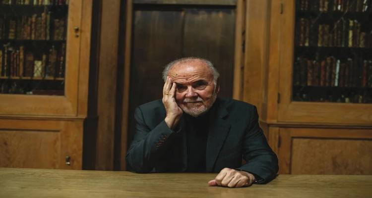 &Pi;έ&theta;&alpha;&nu;&epsilon; &omicron; &pi;&omicron;&iota;&eta;&tau;ή&sigmaf; &Mu;&iota;&chi;ά&lambda;&eta;&sigmaf; &Gamma;&kappa;&alpha;&nu;ά&sigmaf;