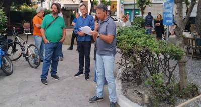 &Sigma;&tau;&eta; &Beta;&omicron;&upsilon;&lambda;ή &tau;&alpha; &kappa;&epsilon;&nu;ά &tau;&omega;&nu; &Delta;&eta;&mu;&omicron;&tau;&iota;&kappa;ώ&nu; &Sigma;&chi;&omicron;&lambda;&epsilon;ί&omega;&nu; &Lambda;ή&mu;&nu;&omicron;&upsilon;