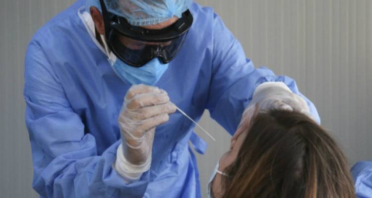 Κορωνοϊός - Λήμνος: 10 κρούσματα «δίνει» σήμερα ο ΕΟΔΥ | Για πρώτη φορά διψήφιος αριθμός