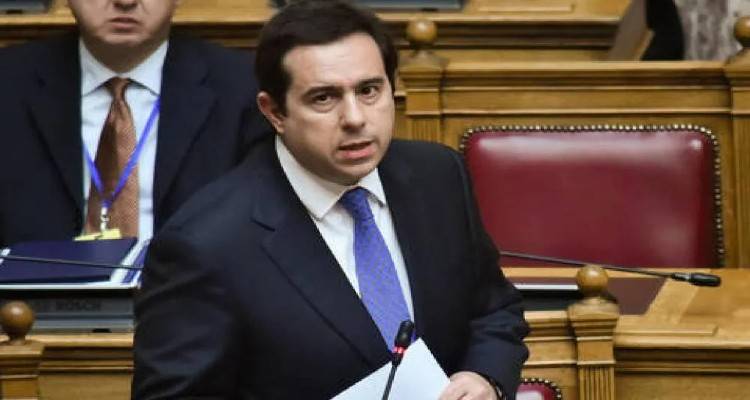 Η απάντηση Μηταράκη στο εξώδικο που του έστειλε ο περιφερειάρχης Β. Αιγαίου, Κώστας Μουτζούρης