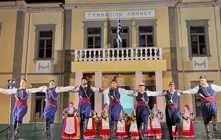 Όλα έτοιμα για τη Μουσικοχορευτική Παράσταση του Χ.Ο.Λ «Ήφαιστος» «Ανακαλώ στη μνήμη μου, τιμώ με τον χορό μου»