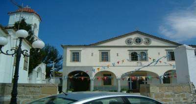 &Omicron; &Kappa;&omicron;&rho;&nu;ό&sigmaf; &tau;&iota;&mu;ά &tau;&omicron;&nu; &Alpha;&pi;ό&sigma;&tau;&omicron;&lambda;&omicron; &Alpha;&nu;&delta;&rho;έ&alpha;