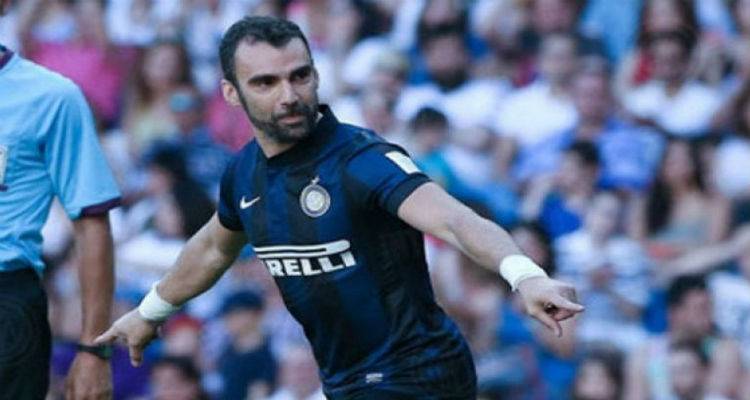 &Omicron; &Lambda;ά&mu;&pi;&rho;&omicron;&sigmaf; &Chi;&omicron;ύ&tau;&omicron;&sigmaf; &sigma;&tau;&omicron;&nu; FM 100: &laquo;Έ&chi;&epsilon;&iota; &mu;&iota;&kappa;&rho;ά &tau;&alpha;&lambda;έ&nu;&tau;&alpha; &eta; &Lambda;ή&mu;&nu;&omicron;&sigmaf; &sigma;&tau;&omicron; &pi;&omicron;&delta;ό&sigma;&phi;&alpha;&iota;&rho;&omicron;&raquo; (mp3)