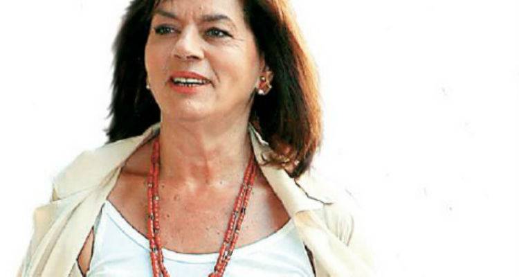 &Sigma;&tau;&eta; &Lambda;ή&mu;&nu;&omicron; &gamma;&iota;&alpha; &delta;&iota;&alpha;&kappa;&omicron;&pi;έ&sigmaf; &eta; &Beta;ά&sigma;&omega; &Pi;&alpha;&pi;&alpha;&nu;&delta;&rho;έ&omicron;&upsilon;