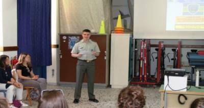 &Lambda;ή&mu;&nu;&omicron;&sigmaf;: &Eta; 88 &Sigma;&Delta;&Iota; &epsilon;&nu;&eta;&mu;έ&rho;&omega;&sigma;&epsilon; &tau;&omicron;&upsilon;&sigmaf; &mu;&alpha;&theta;&eta;&tau;έ&sigmaf; &tau;&omicron;&upsilon; &Gamma;&Epsilon;&Lambda; &Mu;ύ&rho;&iota;&nu;&alpha;&sigmaf; &gamma;&iota;&alpha; &tau;&iota;&sigmaf; &sigma;&tau;&rho;&alpha;&tau;&iota;&omega;&tau;&iota;&kappa;έ&sigmaf; &sigma;&chi;&omicron;&lambda;έ&sigmaf; (photos)