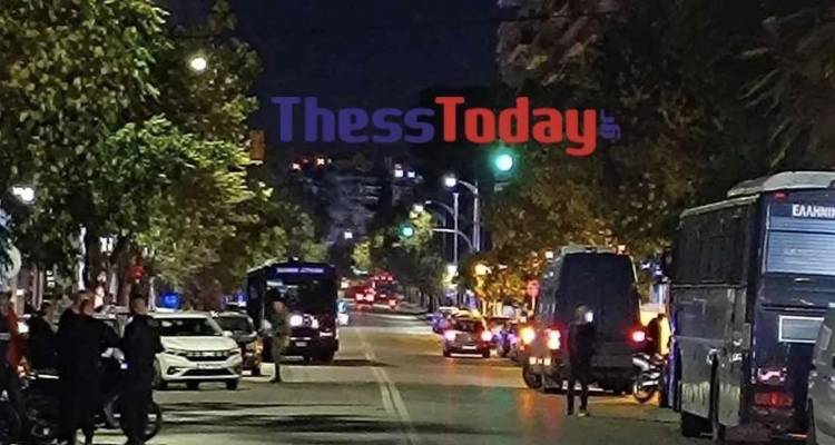 &Theta;&epsilon;&sigma;&sigma;&alpha;&lambda;&omicron;&nu;ί&kappa;&eta;: &Tau;&omicron;&upsilon;&lambda;ά&chi;&iota;&sigma;&tau;&omicron;&nu; 19 &pi;&rho;&omicron;&sigma;&alpha;&gamma;&omega;&gamma;έ&sigmaf; &sigma;&epsilon; &epsilon;&pi;&iota;&chi;&epsilon;ί&rho;&eta;&sigma;&eta; &tau;&eta;&sigmaf; &Epsilon;&Lambda;&Alpha;&Sigma; &sigma;&tau;&eta;&nu; &pi;&rho;ώ&eta;&nu; &kappa;&alpha;&tau;ά&lambda;&eta;&psi;&eta; &laquo;Libertatia&raquo;