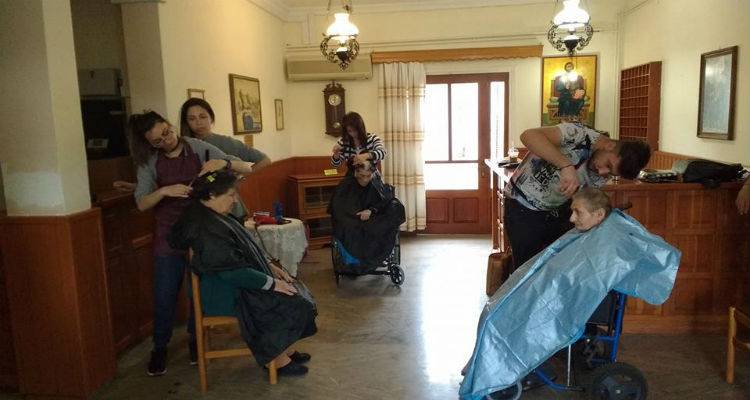 &Kappa;ί&nu;&eta;&sigma;&eta; &alpha;&gamma;ά&pi;&eta;&sigmaf; &alpha;&pi;ό &tau;&omicron;&upsilon;&sigmaf; &sigma;&pi;&omicron;&upsilon;&delta;&alpha;&sigma;&tau;έ&sigmaf; &tau;&omicron;&upsilon; &Iota;&Epsilon;&Kappa; &Lambda;ή&mu;&nu;&omicron;&upsilon; | &Chi;&alpha;&mu;ό&gamma;&epsilon;&lambda;&alpha; &kappa;&alpha;&iota; &nu;έ&alpha; &kappa;&omicron;&upsilon;&pi; &sigma;&tau;&omicron;&upsilon;&sigmaf; &eta;&lambda;&iota;&kappa;&iota;&omega;&mu;έ&nu;&omicron;&upsilon;&sigmaf; &tau;&omicron;&upsilon; &Gamma;&eta;&rho;&omicron;&kappa;&omicron;&mu;&epsilon;ί&omicron;&upsilon; (photos)