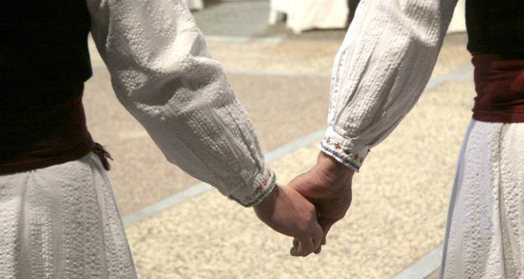 Περιφέρεια Β. Αιγαίου: Χρηματοδότηση 85 συλλόγων για πολιτιστικές εκδηλώσεις
