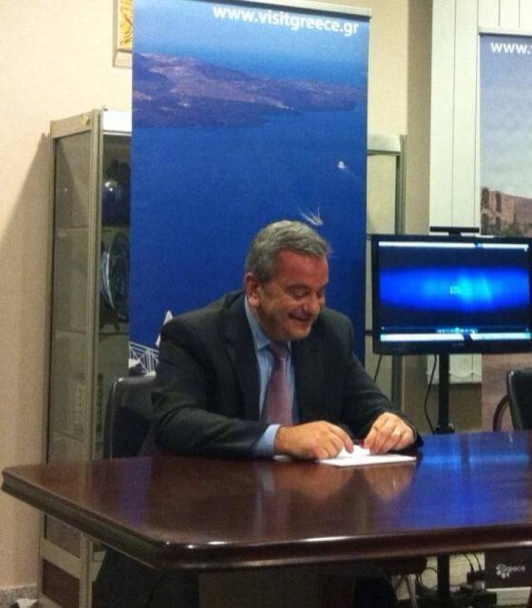 Επαφές του προέδρου της Ένωσης Ξενοδόχων Λήμνου Στέλιου Μάντζαρη στα σχολεία του νησιού, με αντικείμενο τον τουρισμό