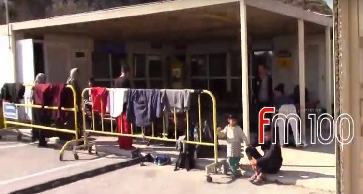 Διάσωση αλλοδαπών και σύλληψη του χειριστή της λέμβου στη Μύρινα (video)