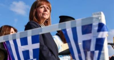 &Phi;&omega;&tau;&omicron;&rho;&epsilon;&pi;&omicron;&rho;&tau;ά&zeta; &alpha;&pi;ό &tau;&eta;&nu; &epsilon;&pi;ί&sigma;&kappa;&epsilon;&psi;&eta; &tau;&eta;&sigmaf; &Pi;&rho;&omicron;έ&delta;&rho;&omicron;&upsilon; &tau;&eta;&sigmaf; &Delta;&eta;&mu;&omicron;&kappa;&rho;&alpha;&tau;ί&alpha;&sigmaf; &sigma;&tau;&eta; &Lambda;ή&mu;&nu;&omicron;