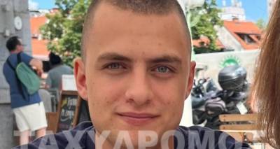&Beta;ό&lambda;&omicron;&sigmaf;: &Sigma;&upsilon;&gamma;&kappa;&lambda;&omicron;&nu;ί&zeta;&omicron;&upsilon;&nu; &omicron;&iota; &mu;&alpha;&rho;&tau;&upsilon;&rho;ί&epsilon;&sigmaf; &gamma;&iota;&alpha; &tau;&omicron;&nu; &theta;ά&nu;&alpha;&tau;&omicron; &tau;&omicron;&upsilon; 20&chi;&rho;&omicron;&nu;&omicron;&upsilon; &Iota;ά&sigma;&omicron;&nu;&alpha; -&laquo;&Pi;&rho;έ&pi;&epsilon;&iota; &nu;&alpha; έ&chi;&epsilon;&iota; &pi;έ&sigma;&epsilon;&iota; &sigma;&tau;&omicron;&nu; &phi;&omega;&tau;&alpha;&gamma;&omega;&gamma;ό&raquo;