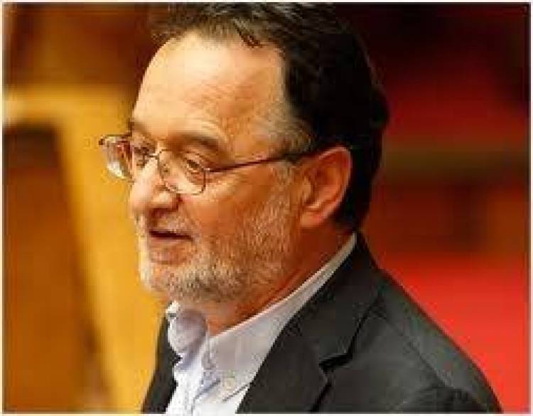 &Lambda;&alpha;&phi;&alpha;&zeta;ά&nu;&eta;&sigmaf;: &laquo;&Delta;&epsilon;&nu; &epsilon;ί&mu;&alpha;&sigma;&tau;&epsilon; έ&tau;&omicron;&iota;&mu;&omicron;&iota; &nu;&alpha; &kappa;&upsilon;&beta;&epsilon;&rho;&nu;ή&sigma;&omicron;&upsilon;&mu;&epsilon;&raquo;