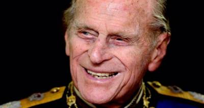 Πρίγκιπας Φίλιππος: Η Βρετανία θρηνεί – Κανονιοβολισμοί και ενός λεπτού σιγή στη μνήμη του