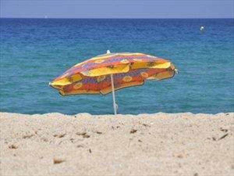 &Pi;ώ&lambda;&eta;&sigma;&eta; &delta;&eta;&mu;ό&sigma;&iota;&alpha;&sigmaf; &pi;&alpha;&rho;&alpha;&lambda;&iota;&alpha;&kappa;ή&sigmaf; &gamma;&eta;&sigmaf; &sigma;&epsilon; &xi;&epsilon;&nu;&omicron;&delta;&omicron;&chi;&epsilon;ί&alpha;!