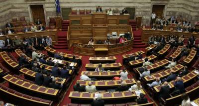 &Sigma;&tau;&eta;&nu; &omicron;&lambda;&omicron;&mu;έ&lambda;&epsilon;&iota;&alpha; &tau;&eta;&sigmaf; &Beta;&omicron;&upsilon;&lambda;ή&sigmaf; &eta; &sigma;&upsilon;&zeta;ή&tau;&eta;&sigma;&eta; &tau;&omicron;&upsilon; &pi;&omicron;&lambda;&upsilon;&nu;&omicron;&mu;&omicron;&sigma;&chi;&epsilon;&delta;ί&omicron;&upsilon;