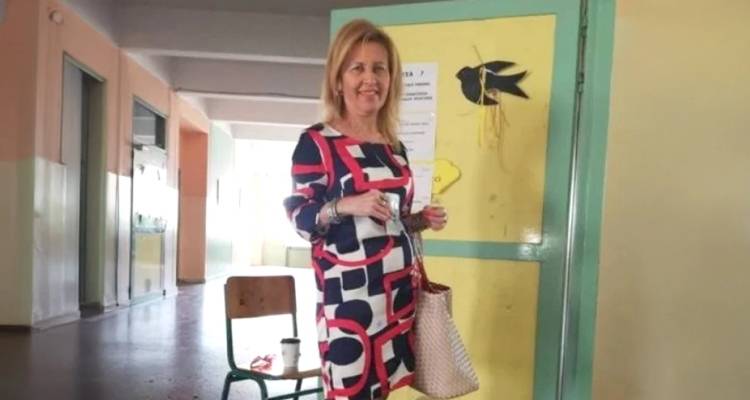 &laquo;&Nu;&alpha; &delta;&iota;&epsilon;&rho;&epsilon;&upsilon;&nu;&eta;&theta;&omicron;ύ&nu; &omicron;&iota; &sigma;&upsilon;&nu;&theta;ή&kappa;&epsilon;&sigmaf; &epsilon;&rho;&gamma;&alpha;&sigma;ί&alpha;&sigmaf;&raquo;: &Theta;&lambda;ί&psi;&eta; &gamma;&iota;&alpha; &tau;&omicron;&nu; &theta;ά&nu;&alpha;&tau;&omicron; &tau;&eta;&sigmaf; &epsilon;&kappa;&pi;&alpha;&iota;&delta;&epsilon;&upsilon;&tau;&iota;&kappa;&omicron;ύ &Sigma;&omicron;&phi;ί&alpha;&sigmaf; &Chi;&rho;&eta;&sigma;&tau;ί&delta;&omicron;&upsilon;, &zeta;&eta;&tau;&omicron;ύ&nu; &alpha;&pi;&alpha;&nu;&tau;ή&sigma;&epsilon;&iota;&sigmaf; &sigma;&tau;&iota;&sigmaf; &kappa;&alpha;&tau;&alpha;&gamma;&gamma;&epsilon;&lambda;ί&epsilon;&sigmaf;