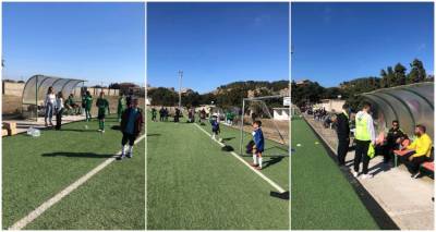 kontias-gemise-paidika-xamogela-to-gipedo-omogeneia