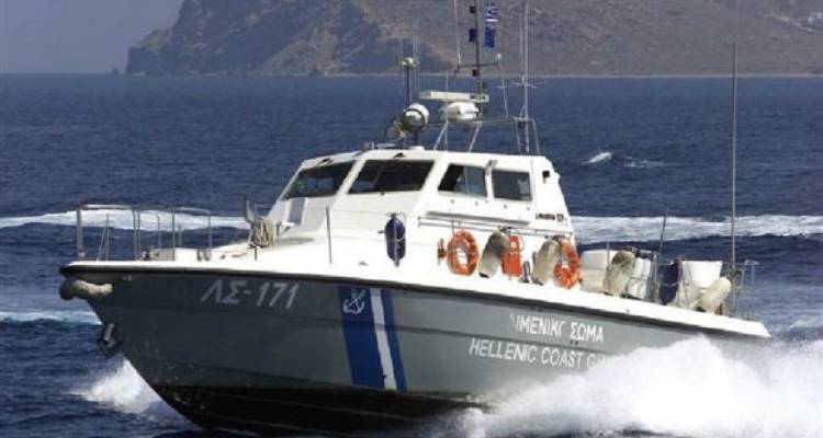 Λήμνος: Σκάφος με δύο επιβαίνοντες προσάραξε ανοιχτά του Μούδρου