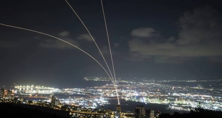 4 &nu;&epsilon;&kappa;&rho;&omicron;ί &kappa;&alpha;&iota; 67 &tau;&rho;&alpha;&upsilon;&mu;&alpha;&tau;ί&epsilon;&sigmaf; &alpha;&pi;ό &tau;&eta;&nu; &epsilon;&pi;ί&theta;&epsilon;&sigma;&eta; &tau;&eta;&sigmaf; &Chi;&epsilon;&zeta;&mu;&pi;&omicron;&lambda;ά&chi; &sigma;&tau;&omicron; &Iota;&sigma;&rho;&alpha;ή&lambda; &mu;&epsilon; drones -&Alpha;&nu;&alpha;&mu;έ&nu;&epsilon;&tau;&alpha;&iota; &sigma;&kappa;&lambda;&eta;&rho;ή &alpha;&pi;ά&nu;&tau;&eta;&sigma;&eta;