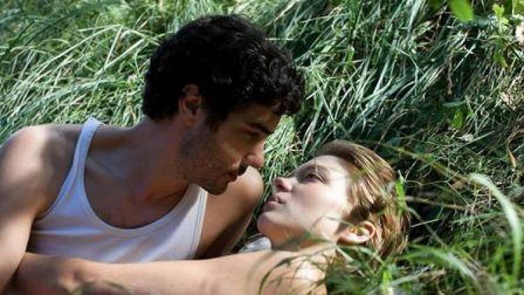 Grand Central σήμερα στο «Μαρούλα» (video)